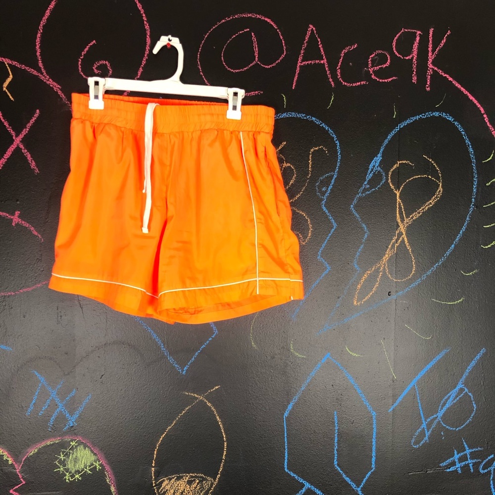 Orange short shorts